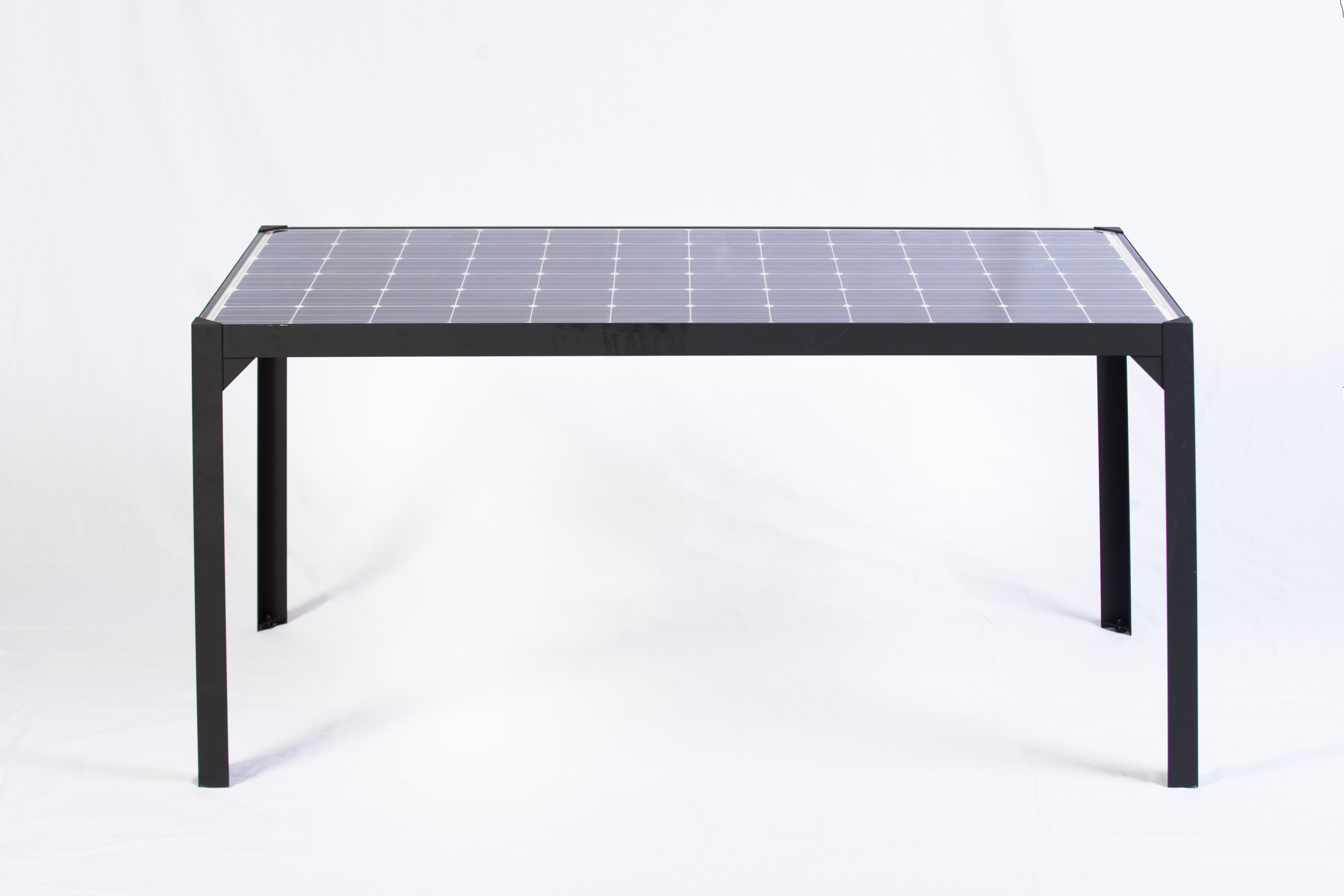 solar light table